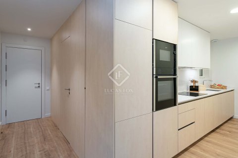 Penthouse for sale in Barcelona, Spain 2 bedrooms, 57 sq.m. No. 192612 - photo 12