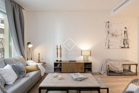 Penthouse for sale in Barcelona, Spain 2 bedrooms, 57 sq.m. No. 192612 - photo 9