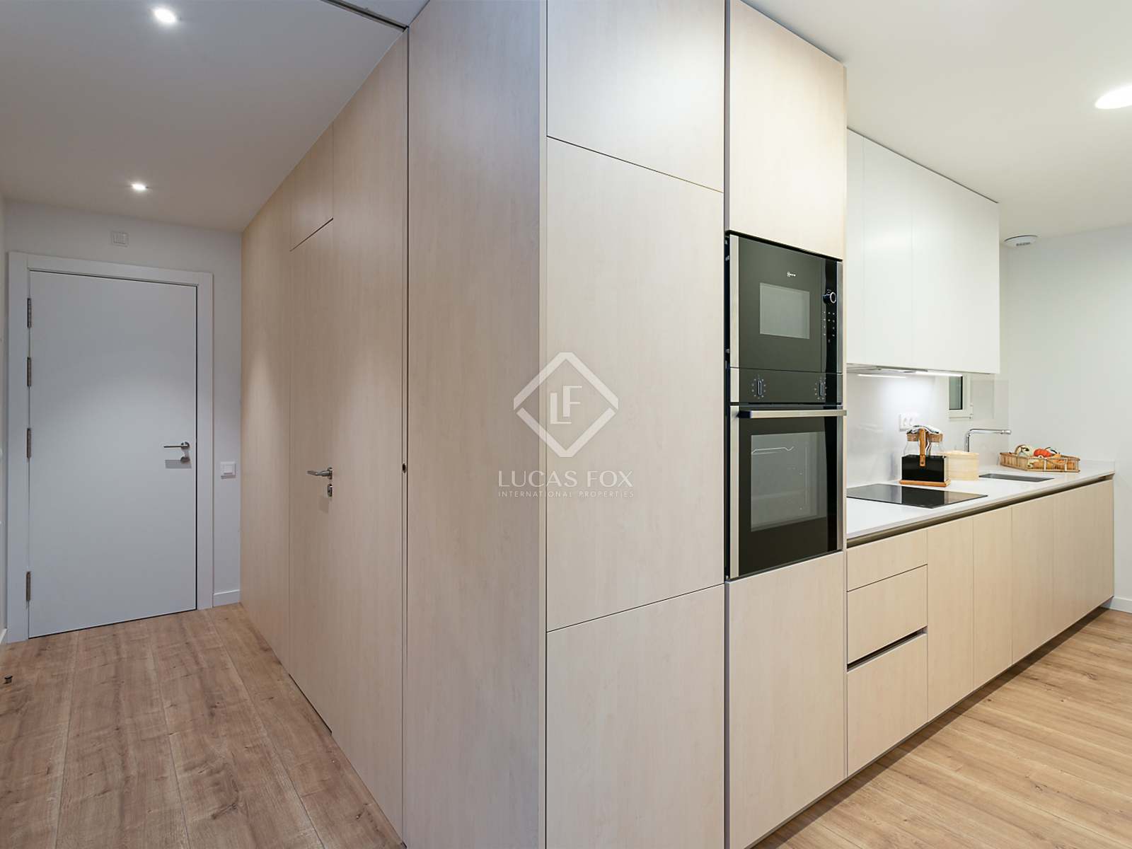 Huoneisto Barcelona, Espanja 3 makuuhuonetta, 118 m2 No. 192614