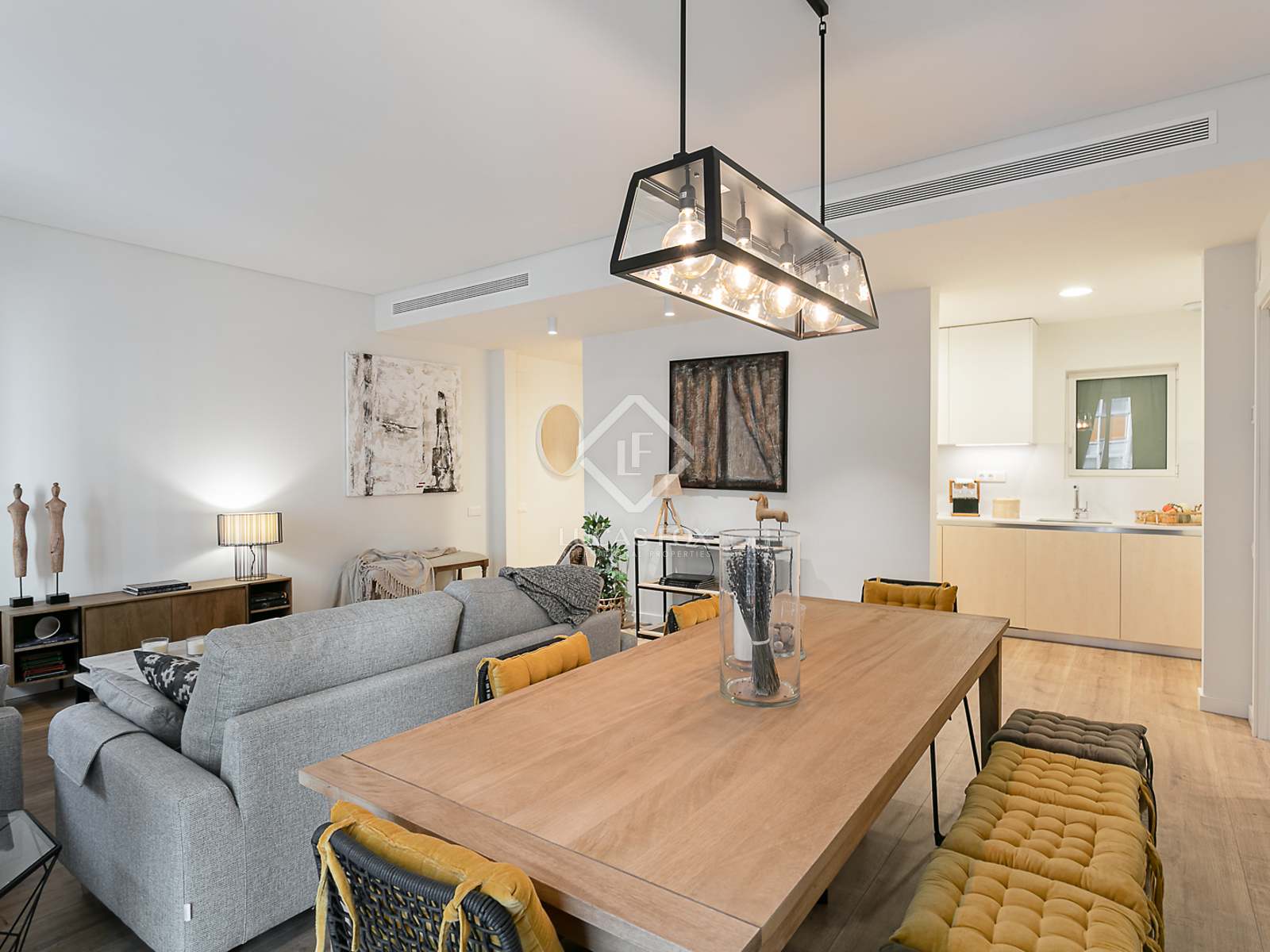 Huoneisto Barcelona, Espanja 3 makuuhuonetta, 118 m2 No. 192614