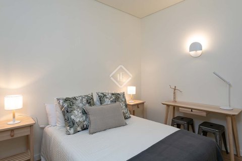 Apartment for sale in Barcelona, Spain 3 bedrooms, 118 sq.m. No. 192614 - photo 22