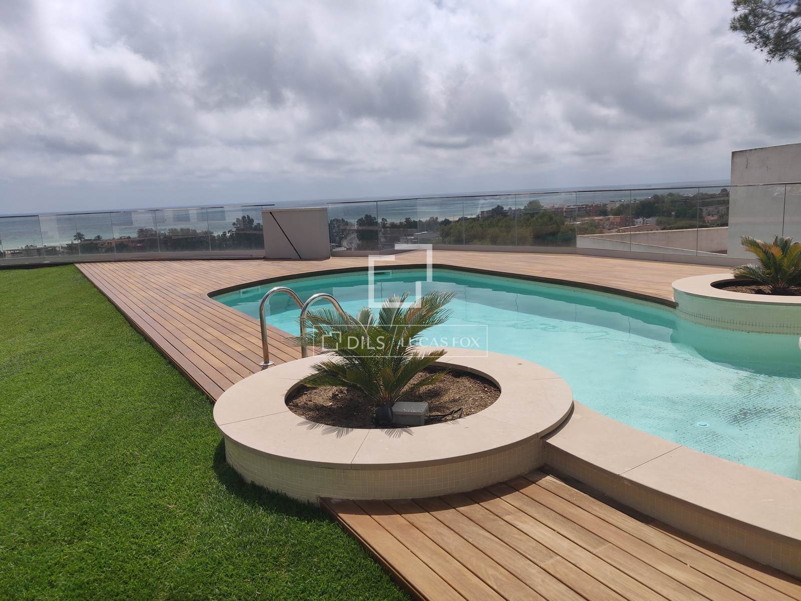 Villa a Castelldefels, Barcelona, Spagna 6 camere da letto, 724 mq. N° 192609