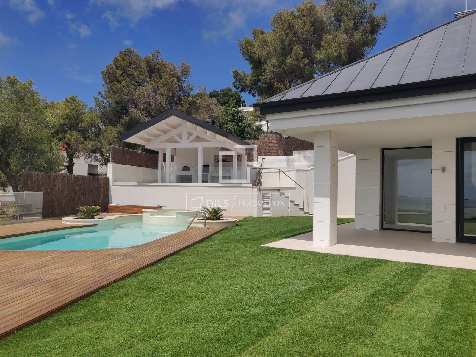 Villa a Castelldefels, Barcelona, Spagna 6 camere da letto, 724 mq. N° 192609