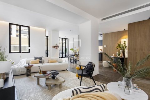Apartment for sale in Barcelona, Spain 2 bedrooms, 126 sq.m. No. 192611 - photo 6