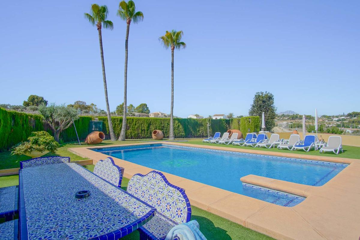 Villa i Benissa, Alicante, Spanien 8 sovrum, 696 kvm. Nr. 149023