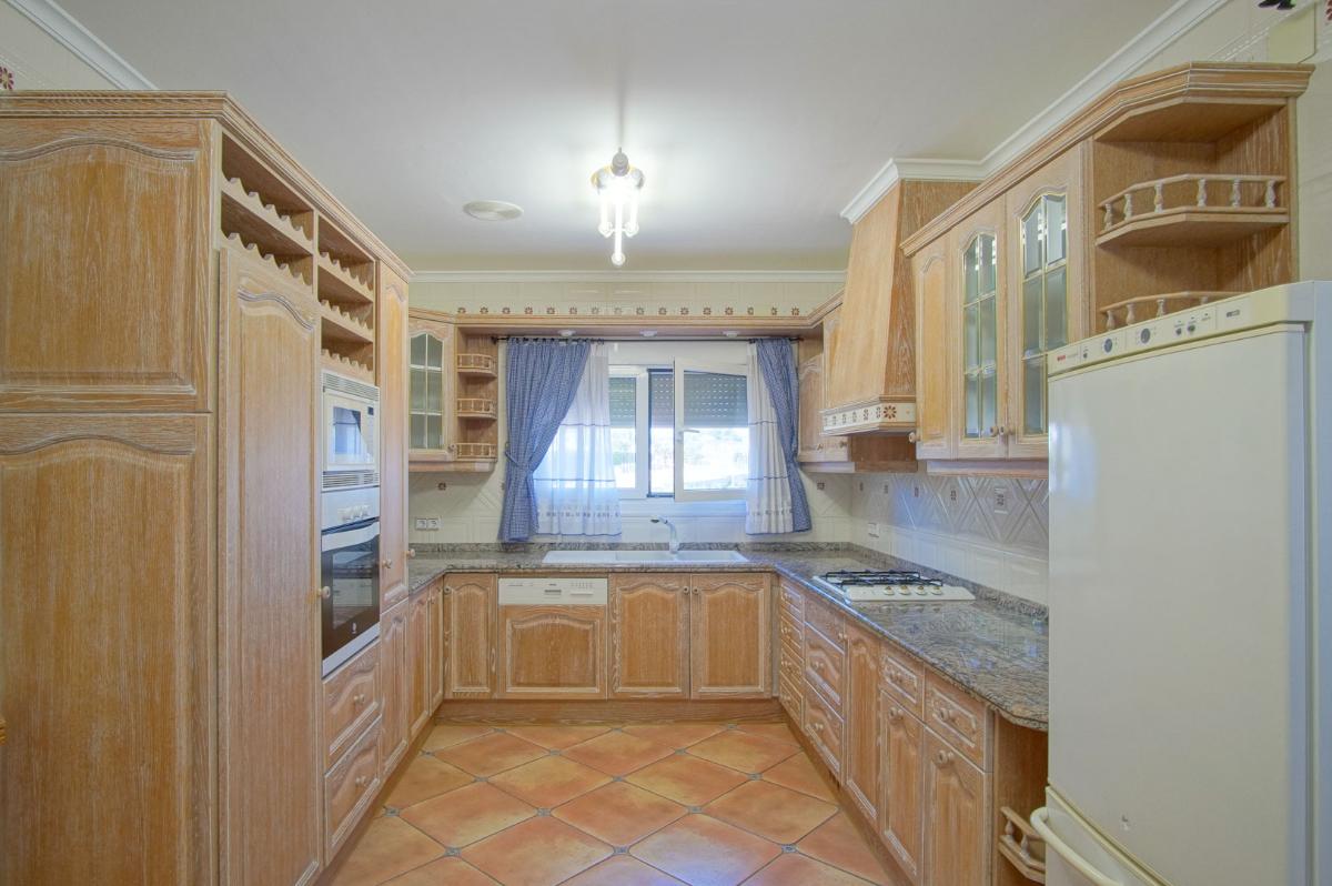 Villa i Benissa, Alicante, Spanien 8 sovrum, 696 kvm. Nr. 149023
