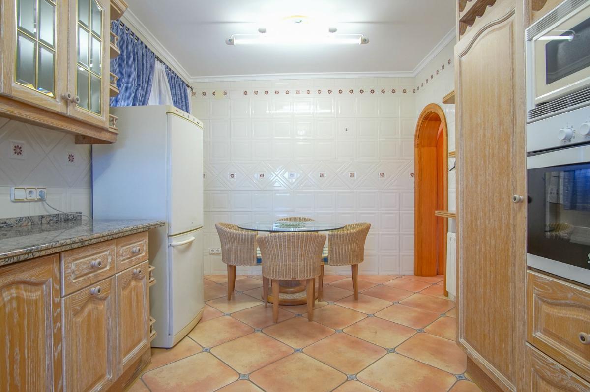 Villa i Benissa, Alicante, Spanien 8 sovrum, 696 kvm. Nr. 149023