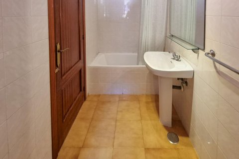 Casa adosada en venta en Calpe, Alicante, España 3 dormitorios, 113 m2 No. 149026 - foto 10