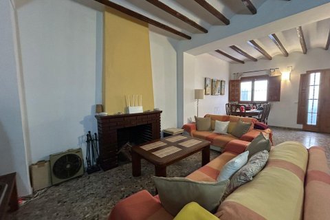 Talo myytävänä Polop, Alicante, Espanja, 3 makuuhuonetta, 242 m2 No. 146356 - kuva 3