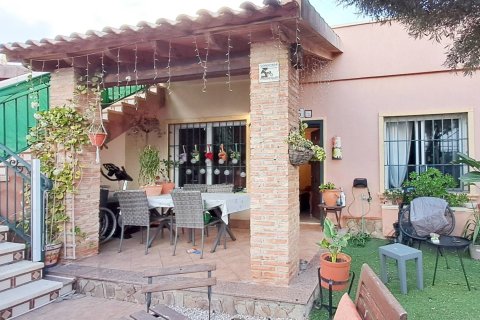 Talo myytävänä Torrevieja, Alicante, Espanja, 2 makuuhuonetta, 69 m2 No. 146354 - kuva 2