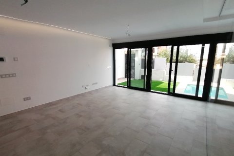 Villa zum Verkauf in Torrevieja, Alicante, Spanien 3 Schlafzimmer, 175 m2 Nr. 145590 - Foto 8