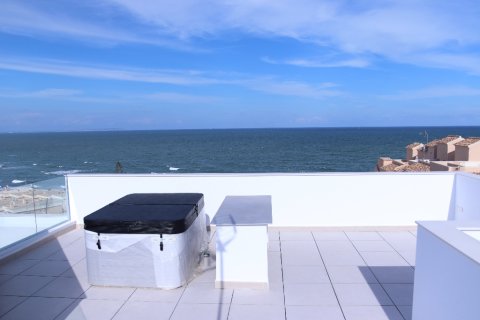 Villa zum Verkauf in Torrevieja, Alicante, Spanien 3 Schlafzimmer, 175 m2 Nr. 145590 - Foto 1