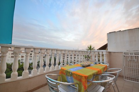 Apartamento en venta Torrevieja, Alicante, España 3 dormitorios, 74 m2 No. 138534 - foto 23
