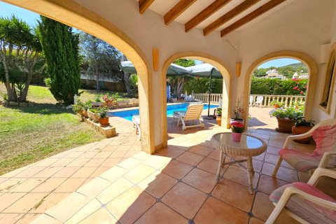 Villa en venta Jávea, Alicante, España 4 dormitorios, 246 m2 No. 138533 - foto 2