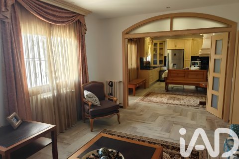House à vendre à Mont-roig del Camp, Tarragona, Espagne, 4 chambres, 380 m2 No. 172872 - photo 2