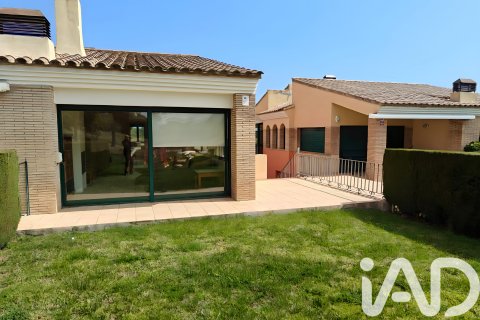 Casa adosada en venta en Mont-roig del Camp, Tarragona, España 3 dormitorios, 147 m2 No. 172871 - foto 5
