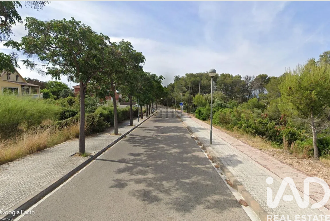 Land plot in Vilanova i la Geltru, Barcelona, Spain 728 sq.m. No. 172873