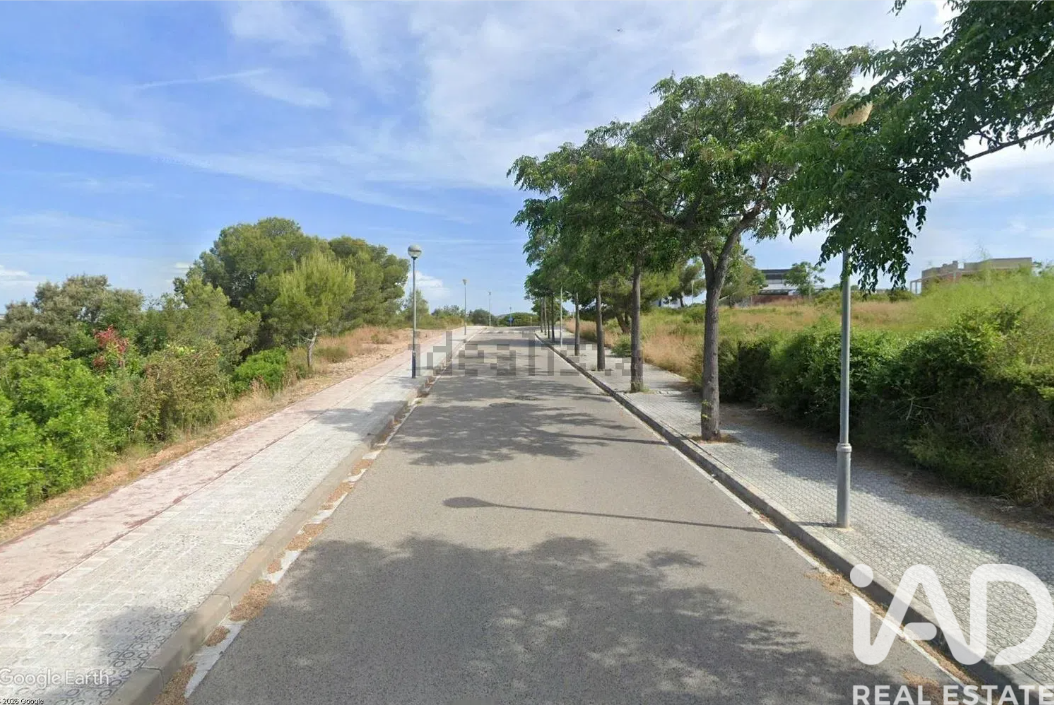 Land plot in Vilanova i la Geltru, Barcelona, Spain 728 sq.m. No. 172873