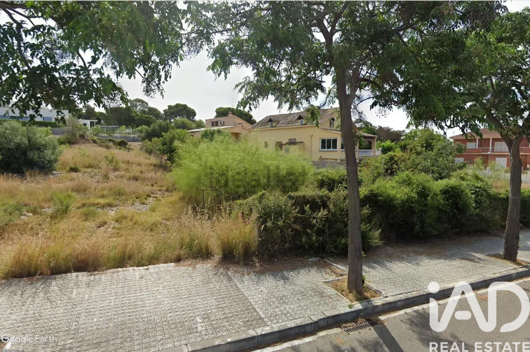 Land plot in Vilanova i la Geltru, Barcelona, Spain 728 sq.m. No. 172873