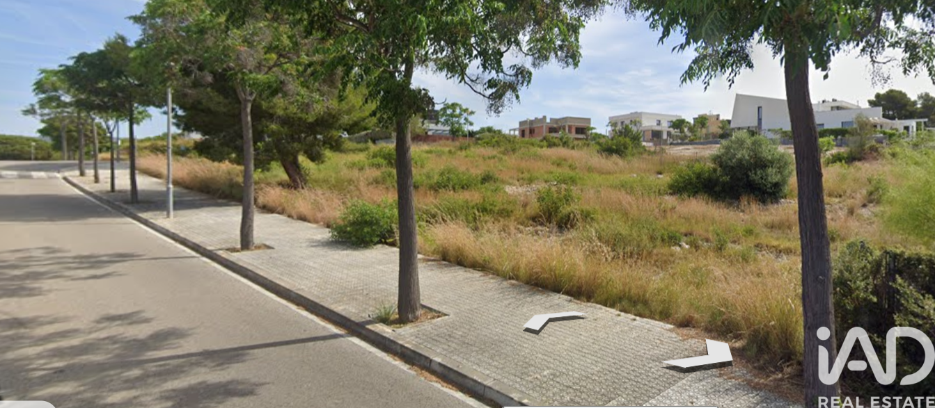 Land plot in Vilanova i la Geltru, Barcelona, Spain 728 sq.m. No. 172873