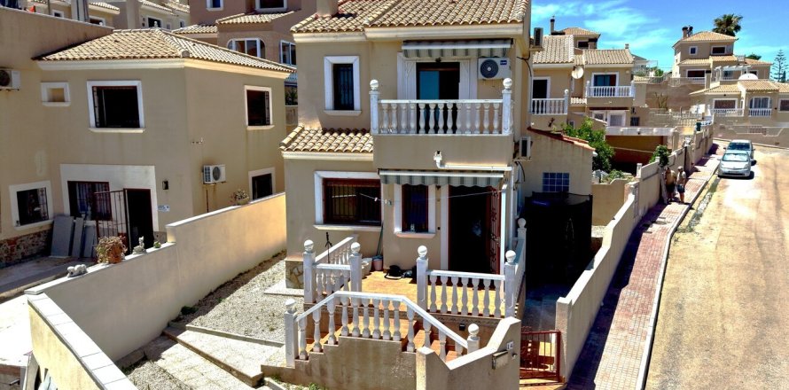 Villa i Alicante, Spanien 3 sovrum, 100 kvm. Nr. 181167