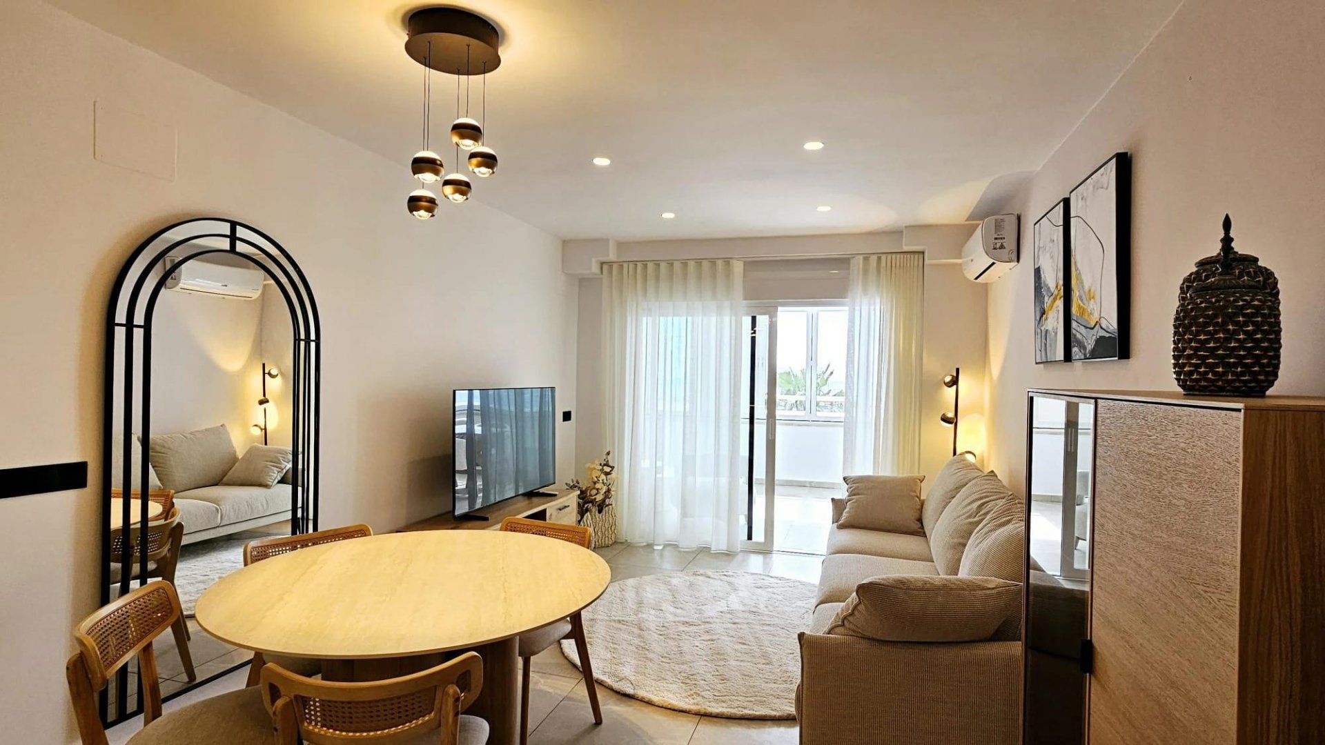 Huoneisto Calpe, Alicante, Espanja 2 makuuhuonetta, 103 m2 No. 181161
