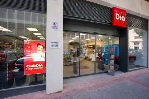 Магазин в Сан-Марти, Барселона, Испания 561м2 №155119