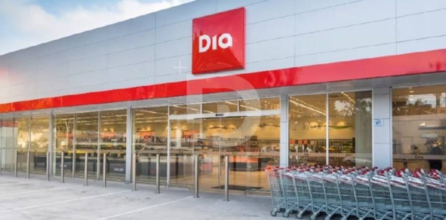 Магазин в Барселона, Испания 1304м2 №155118