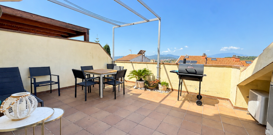 Appartamento a Blanes, Girona, Spagna 2 camere da letto, 89 mq. N° 193638