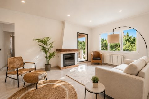 Villa pārdošanā Santa Ponsa, Mallorca, Spānijā 4 istabas, 241 m2 Nr. 193636 - attēls 3