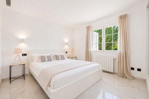 Villa pārdošanā Santa Ponsa, Mallorca, Spānijā 4 istabas, 241 m2 Nr. 193636 - attēls 11