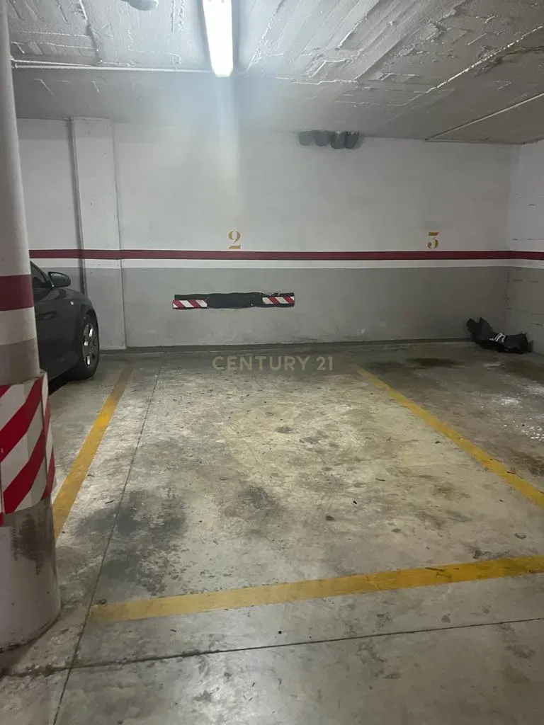 Parking à Badalona, Barcelona, Espagne 14 m2 No. 186674