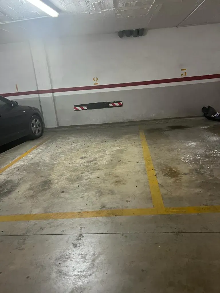 Parking à Badalona, Barcelona, Espagne 14 m2 No. 186674