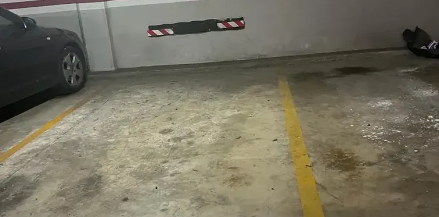 Parking in Badalona, Barcelona, Spain 14 sq.m. No. 186674