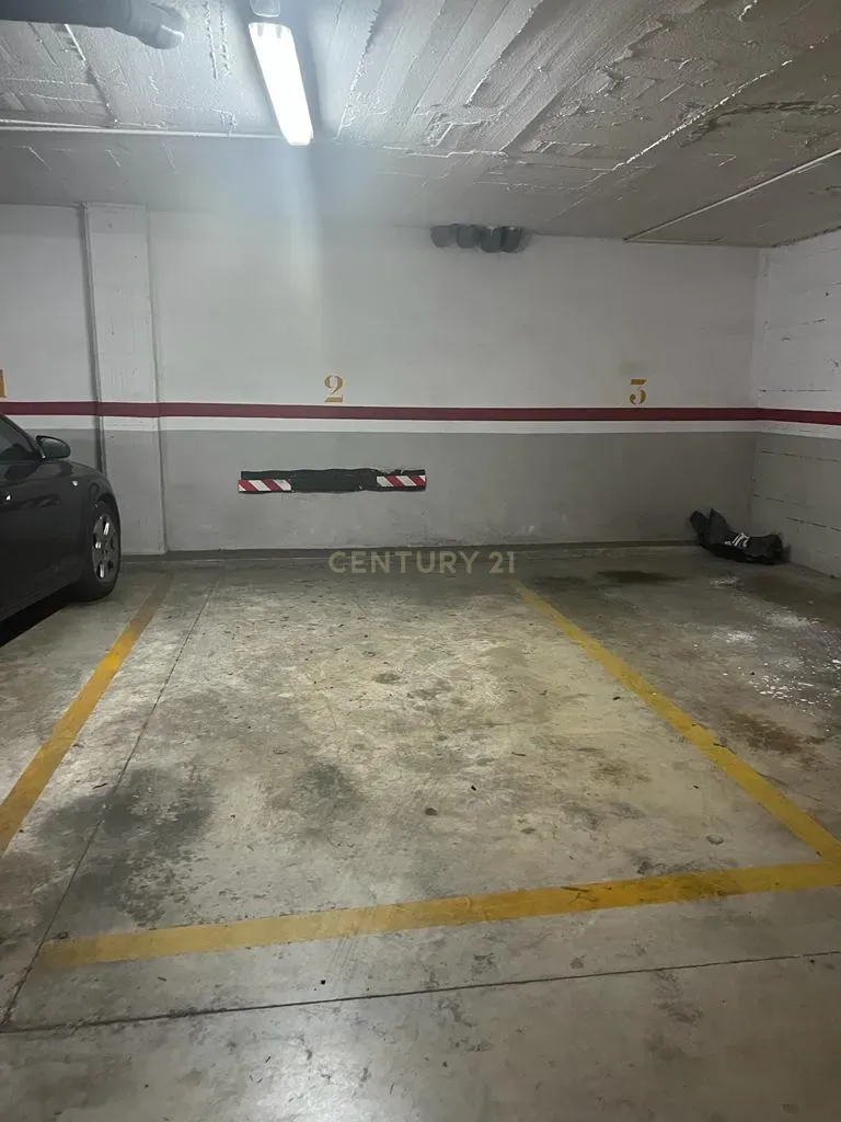 Parking à Badalona, Barcelona, Espagne 14 m2 No. 186674