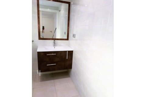 Huvila myytävänä San Pedro del Pinatar, Murcia, Espanja, 3 makuuhuonetta, 90 m2 No. 160698 - kuva 27