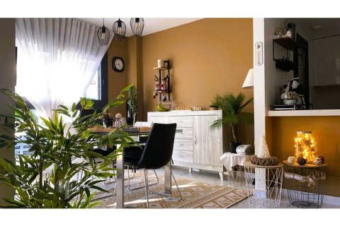 Apartment à vendre à Guardamar del Segura, Alicante, Espagne, 3 chambres, 102 m2 No. 160702 - photo 12