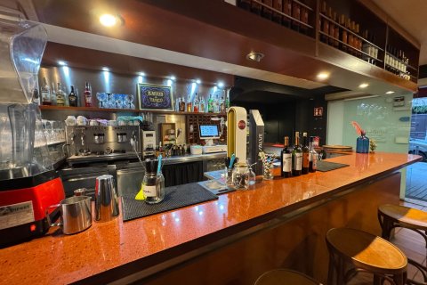 Продажа коммерческой недвижимости в Барселона, Испания 125м2 №160703 - фото 4