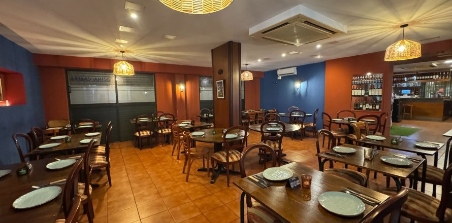 Коммерческая недвижимость в Барселона, Испания 125м2 №160703