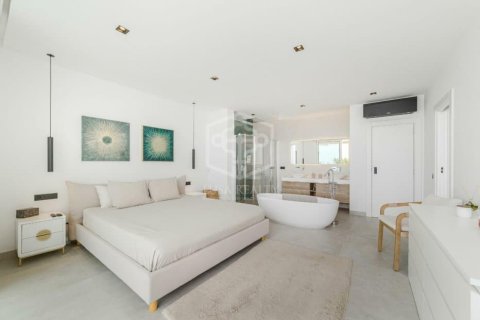 Villa till salu Adeje, Tenerife, Spanien 3 sovrum, 148 kvm. Nr. 139105 - foto 15