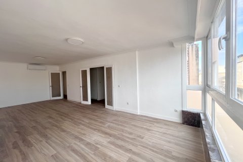 Apartment for rent Palma de Majorca, Mallorca, Spain 4 bedrooms, 176 sq.m. No. 139109 - photo 5