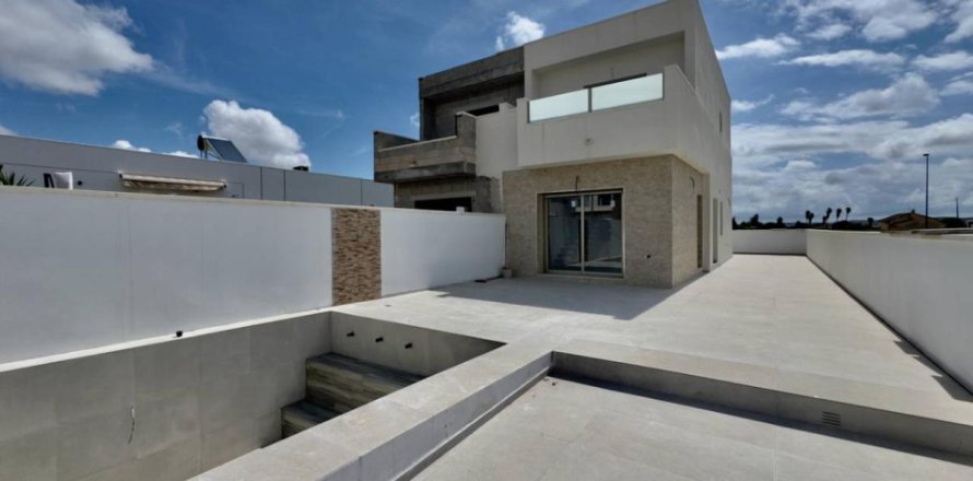 Willa w Daya Nueva, Alicante, Hiszpania 3 sypialnie, 95 mkw. nr 149010