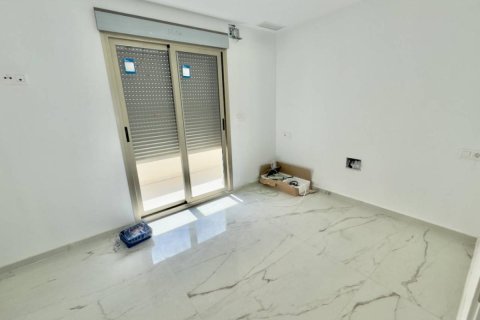 Willa w Daya Nueva, Alicante, Hiszpania 3 sypialnie, 95 mkw. nr 149010 – zdjęcie 8