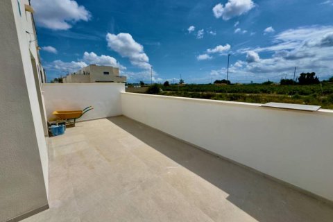 Willa w Daya Nueva, Alicante, Hiszpania 3 sypialnie, 95 mkw. nr 149010 – zdjęcie 17