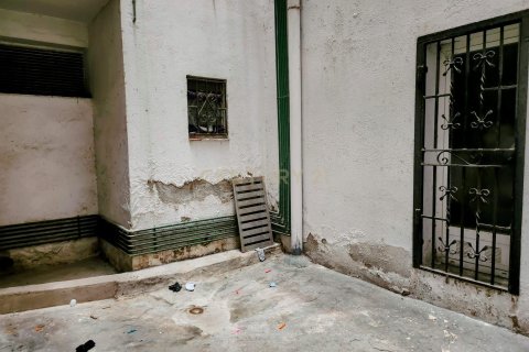 Commercial property for sale in Sant Feliu de Llobregat, Barcelona, Spain 160 sq.m. No. 186663 - photo 11