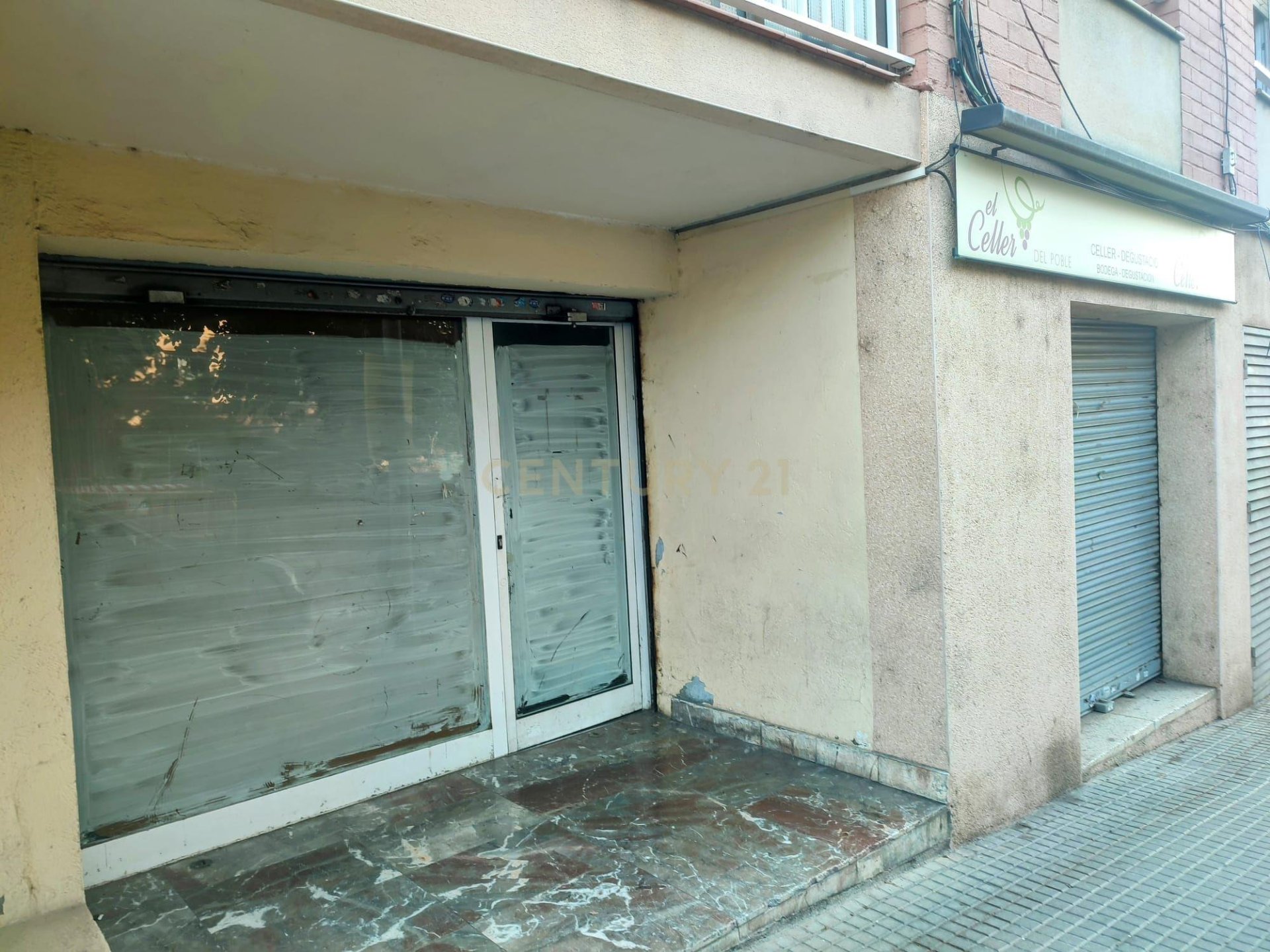 Proprietà commerciale a Sant Feliu de Llobregat, Barcelona, Spagna 160 mq. N° 186663