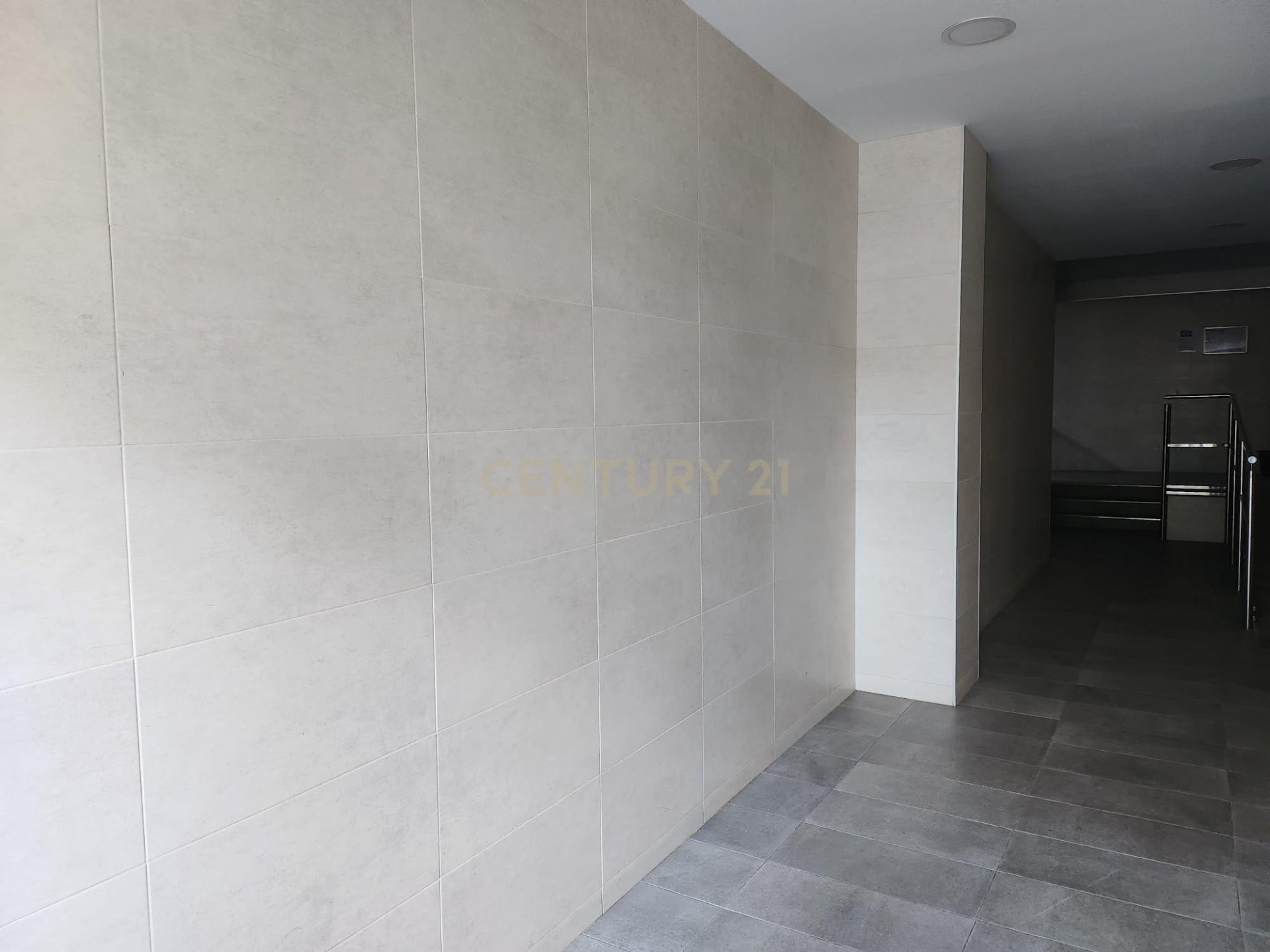 Proprietà commerciale a Sant Feliu de Llobregat, Barcelona, Spagna 160 mq. N° 186663