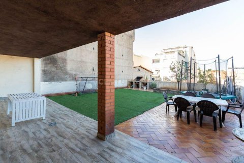 Apartment in Parets del Vallès, Barcelona, Spain 3 bedrooms, 187 sq.m. No. 186660