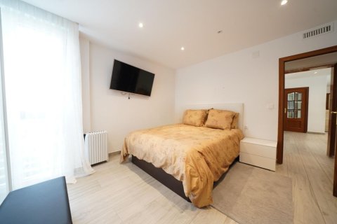 Продажа квартиры в Аликанте, Испания 3 спальни, 130м2 №179787 - фото 5