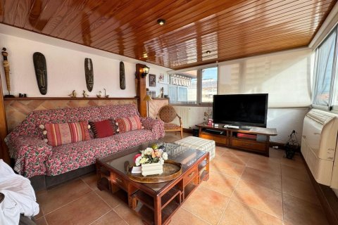 Продажа квартиры в Аликанте, Испания 3 спальни, 118м2 №179788 - фото 3